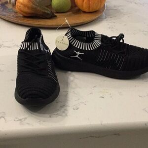 Kick on Danskin sneakers